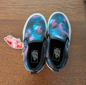 Vans Sneakers Size 11 (Brand New)